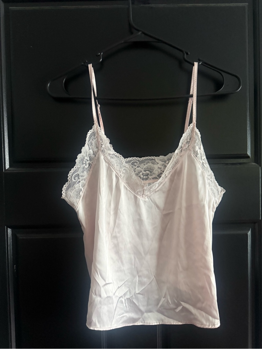Forever 21 Satin Lace Trim Cami in Light Pink